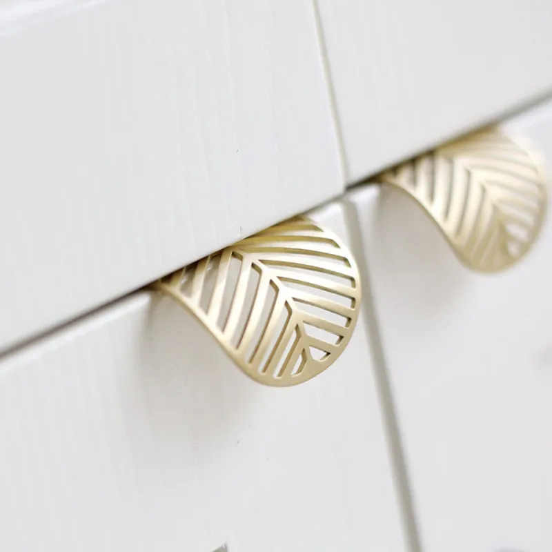 2026 New Leaf Shape Brass Draw - огляд і ціна Furniture Hardware Wholesale